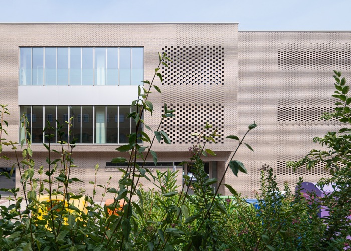 Centro Cultural «Los Lavaderos» por Módulo Arquitectos + AMD Arquitectos. Fotografía por Gabriel Gallegos Alonso