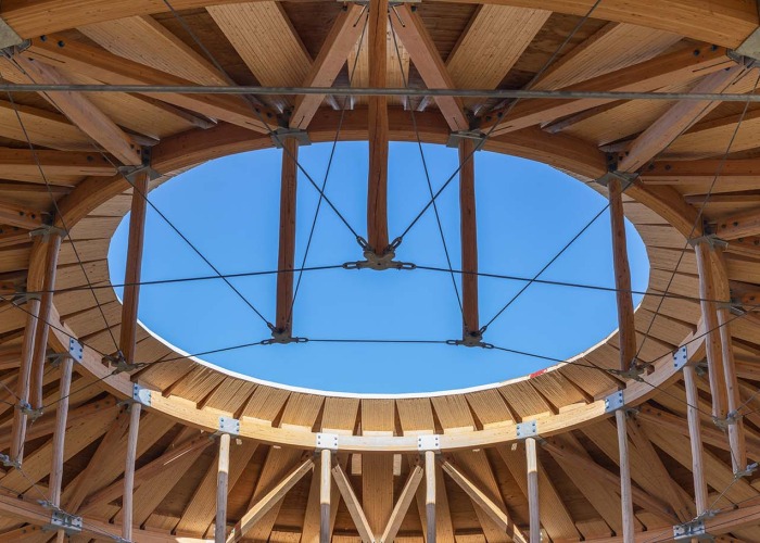Pabellón del Powwow de Muscowpetung, por Oxbow + Kroeker. Fotografía por Lindsay Reid 