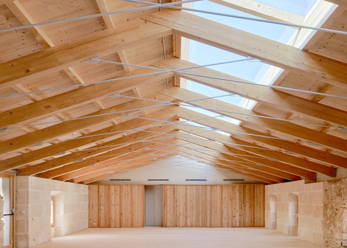 Casa de la Vila Santa Eugenia por Peris Toral + Aulets. Fotografía por José Hevia
