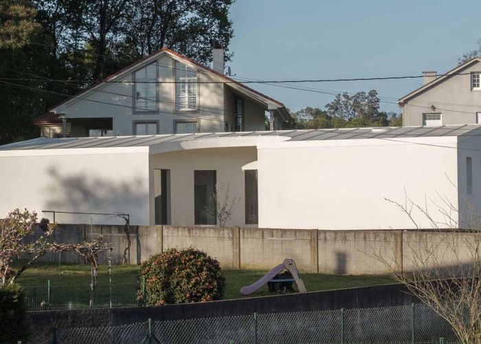 Vivienda Cecebre por Sinaldaba. Fotografía por Luís Díaz Díaz