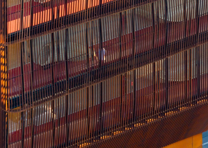 «Kinderoase an der TUM» por Kéré Architecture. Fotografía por Iwan Baan