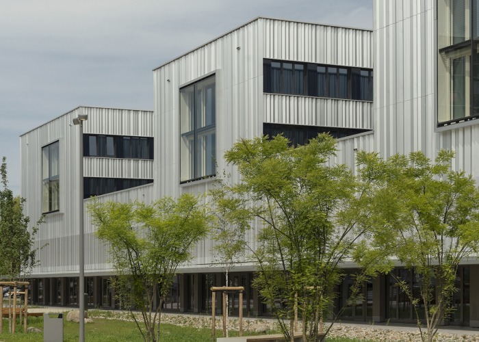 Federal University of Public Administration by Sauerbruch Hutton. Photograph by Jan Bitter