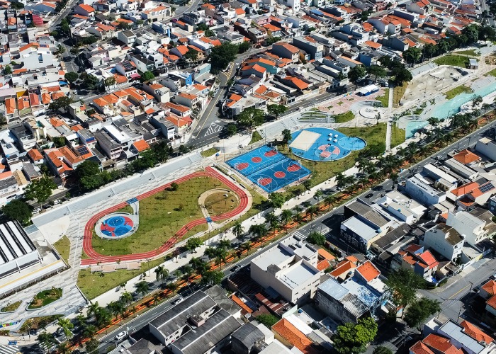 Parque Rey Pelé por Biselli Katchborian + Consoante Arquitetura e Integração. Fotografía por Studio Gui Uemura 