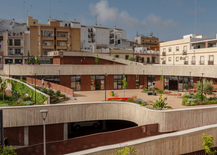 Casa de la juventud por DUNAR arquitectos + Felipe Retuerto. Fotografía por RN Fotógrafos 