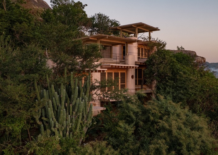 Ten feet House by Studio Font. Photograph by Alber Studio
