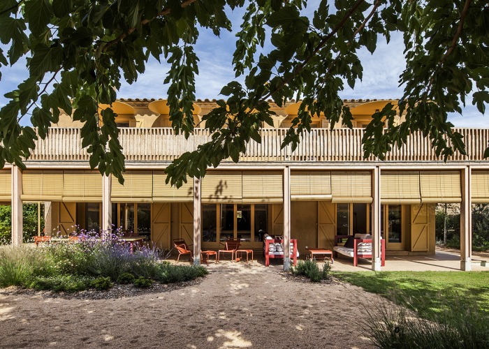 Casa en Fonolleres por Anna & Eugeni Bach. Fotografía por Eugeni Bach