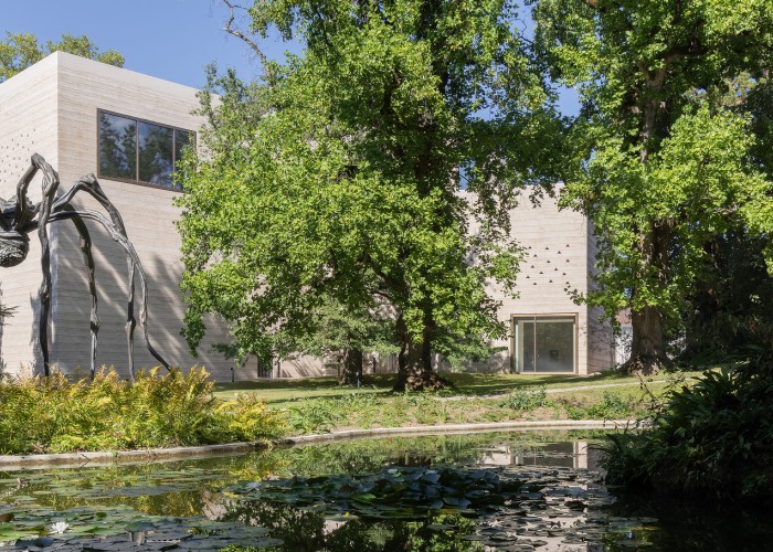 El conjunto ampliado de la Fondation Beyeler y el Museo Wyss por Atelier Peter Zumthor. Fotografía por Iwan Baan