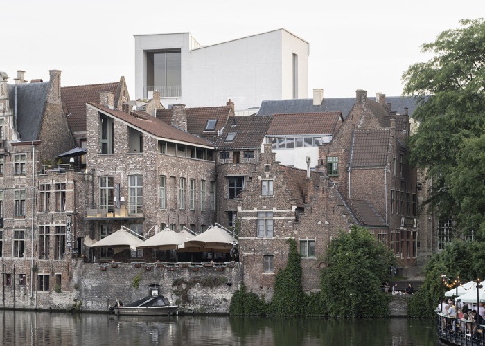 El Design Museum Gent por Carmody Groarke y ATAMA. Fotografía por Michiel De Cleene