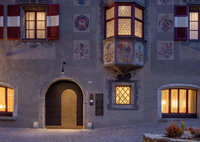 Transformación de una residencia del siglo XV. Lasserhaus Art Hotel por Vudafieri-Saverino Partners