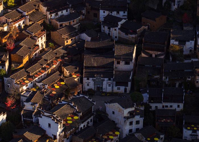 Rehabilitación de una ciudad mágica. Antigua aldea de Huangling por Wuyuan Village Culture Media