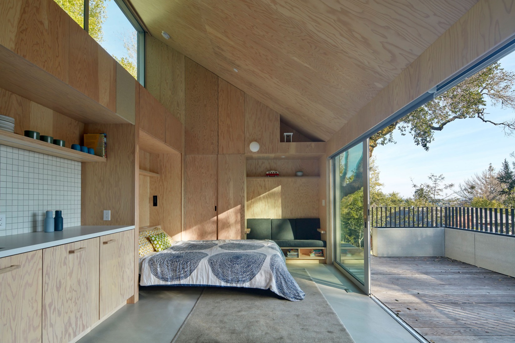 Crest Guesthouse by Mork-Ulnes Architects. Photograph by Bruce Damonte.