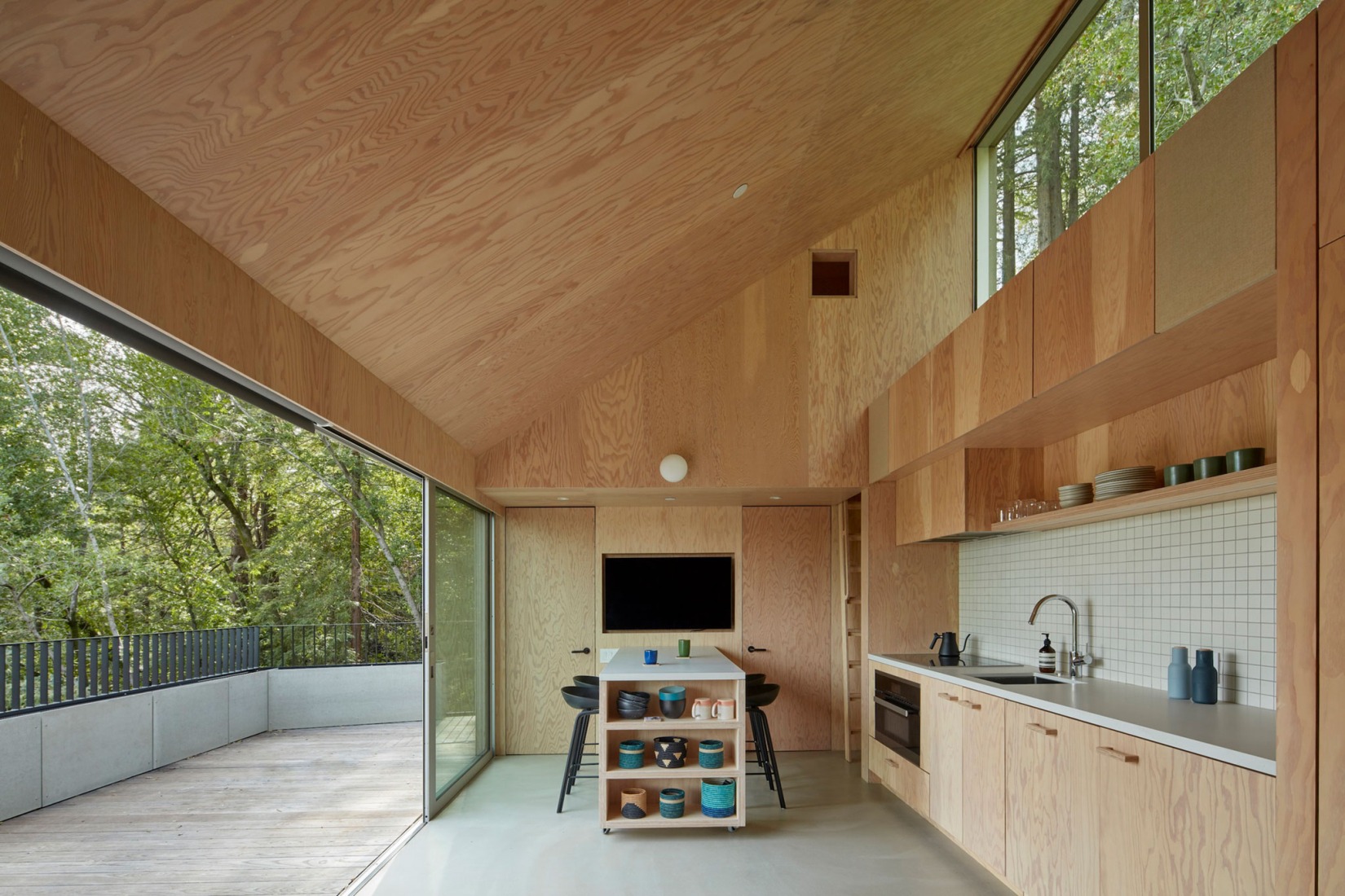 Crest Guesthouse by Mork-Ulnes Architects. Photograph by Bruce Damonte.