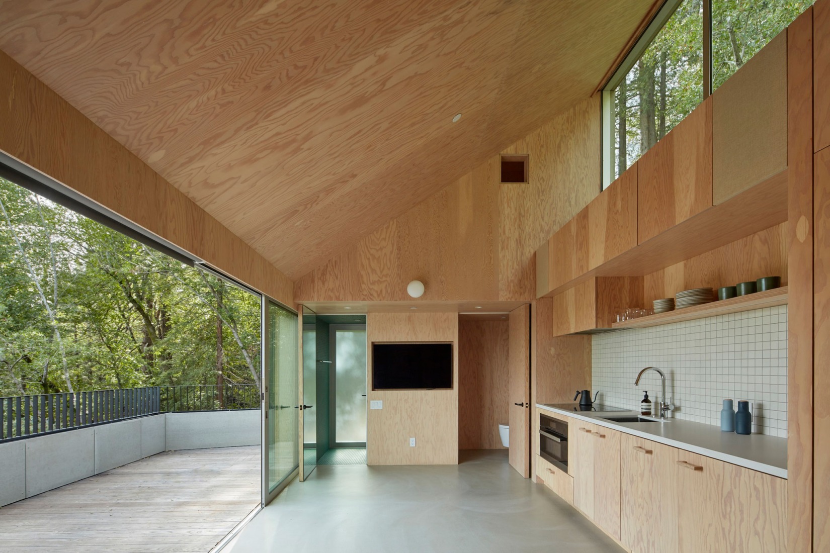 Crest Guesthouse by Mork-Ulnes Architects. Photograph by Bruce Damonte.