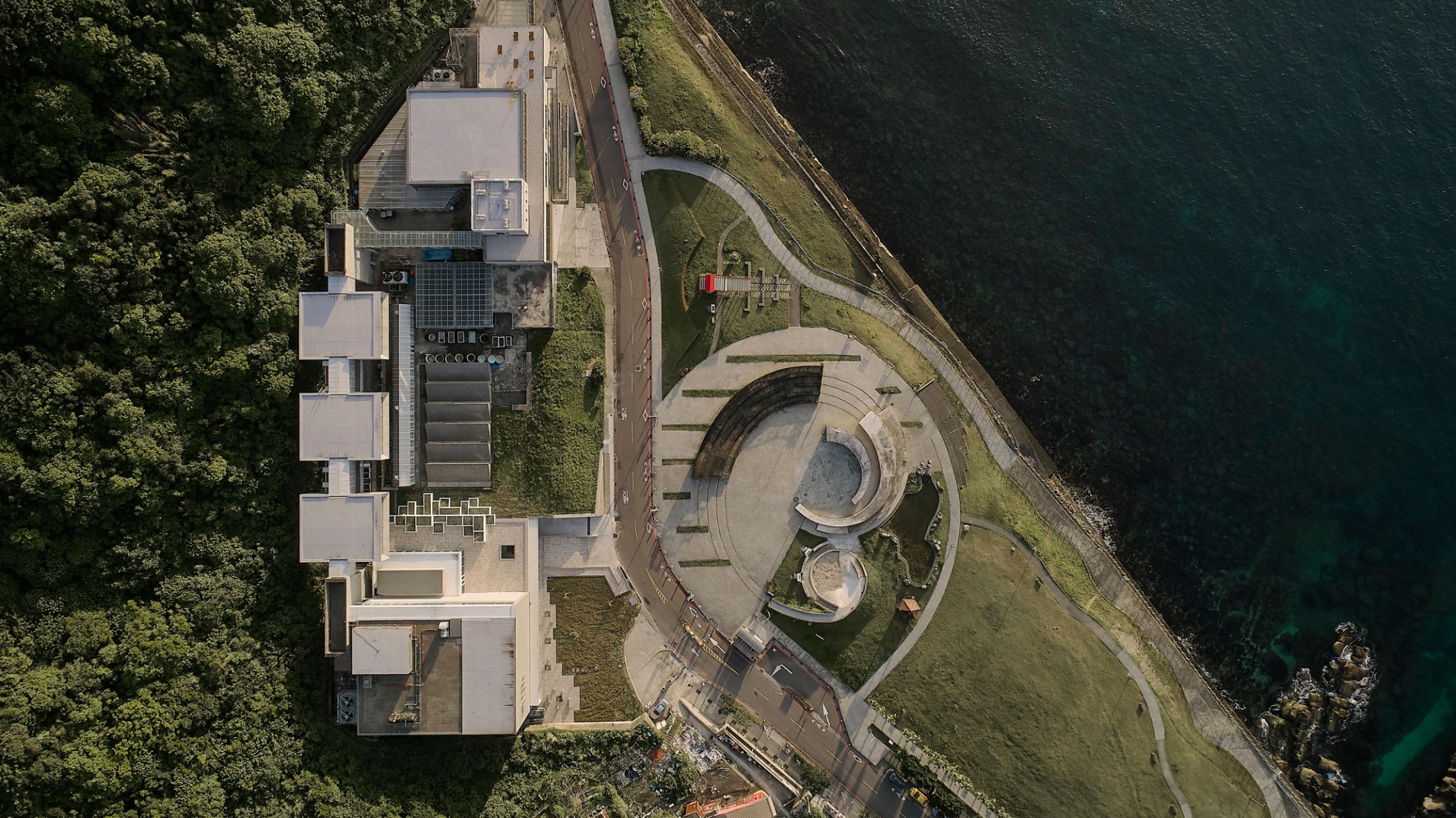Aerial view. i Ocean Museum by B+P Architects. Photograph by Studio Millspace.