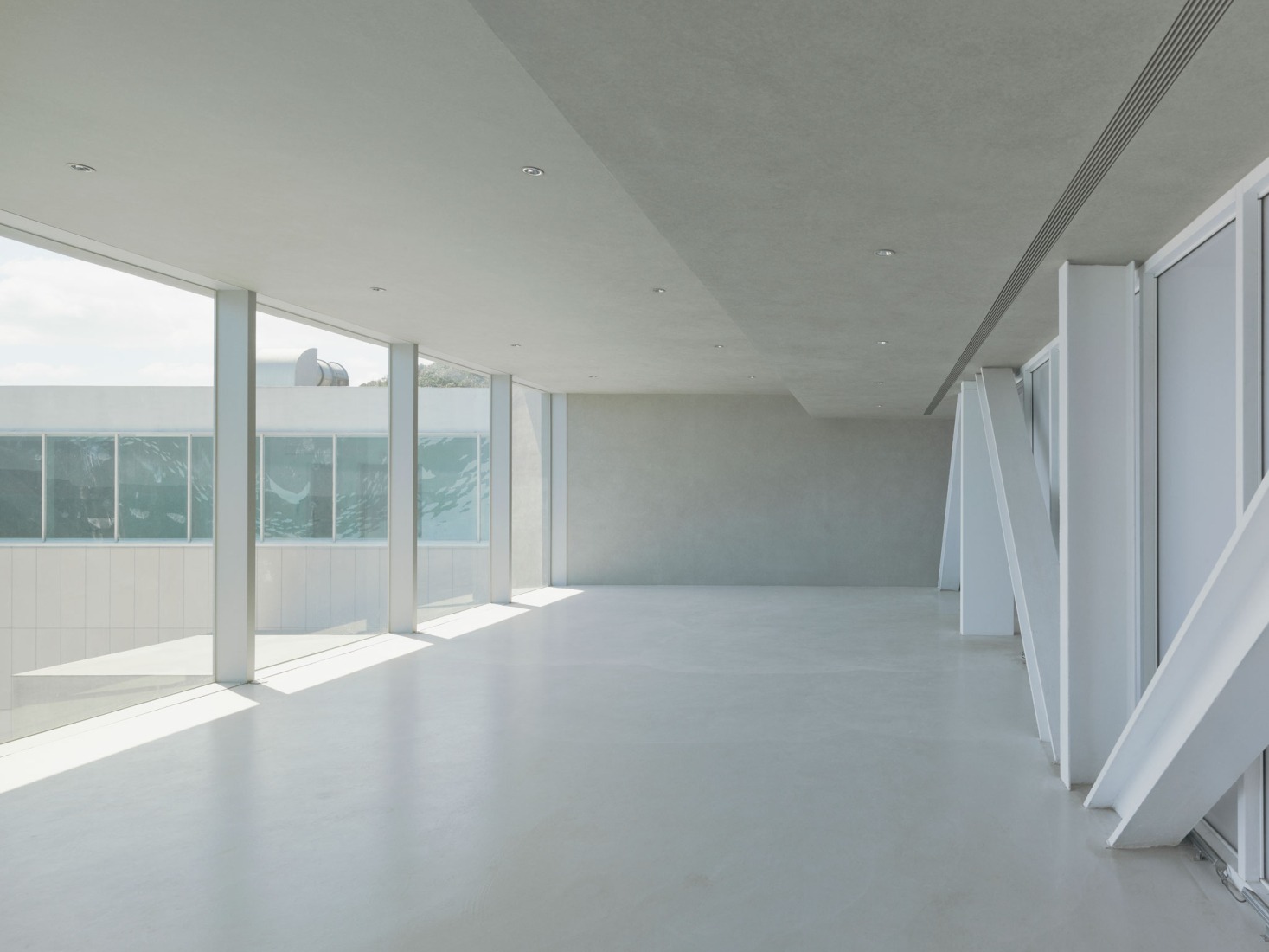 Sky bridge. i Ocean Museum by B+P Architects. Photograph by Studio Millspace.