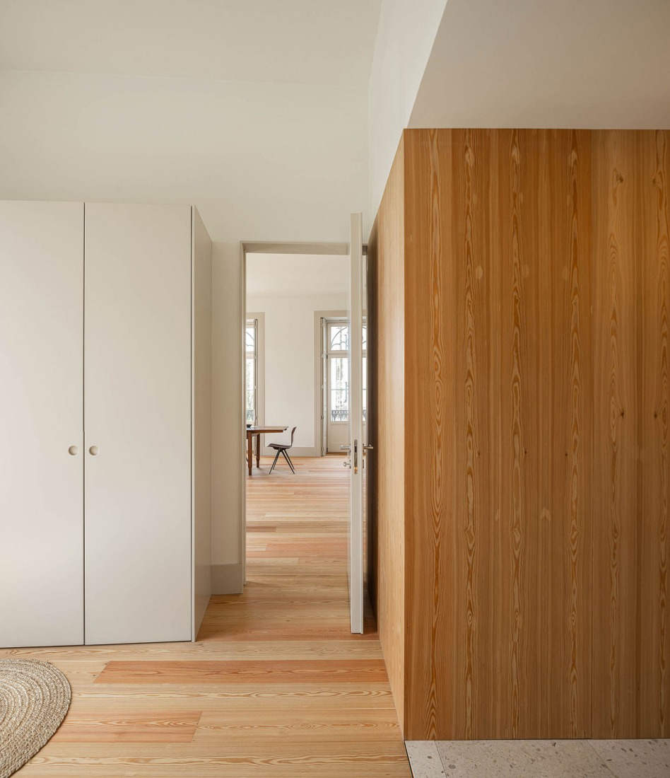 Antigo Hotel do Louvre by Diana Barros Arquitectura. Photograph by Ivo Tavares Studio.
