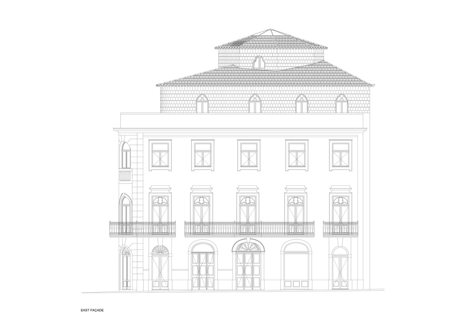 East elevation. Antigo Hotel do Louvre by Diana Barros Arquitectura.