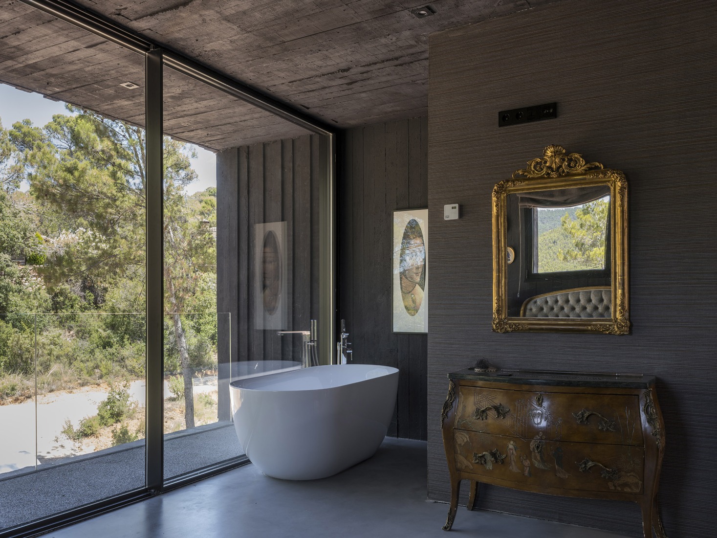 Pier House by Ignacio Borrego. Photograph by Imagen Subliminal.
