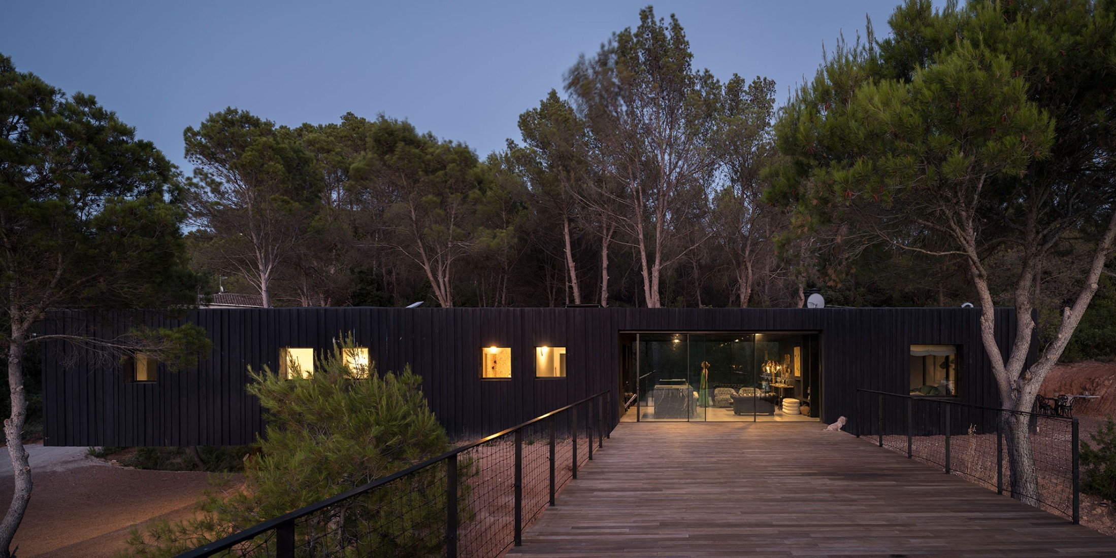Pier House by Ignacio Borrego. Photograph by Imagen Subliminal.
