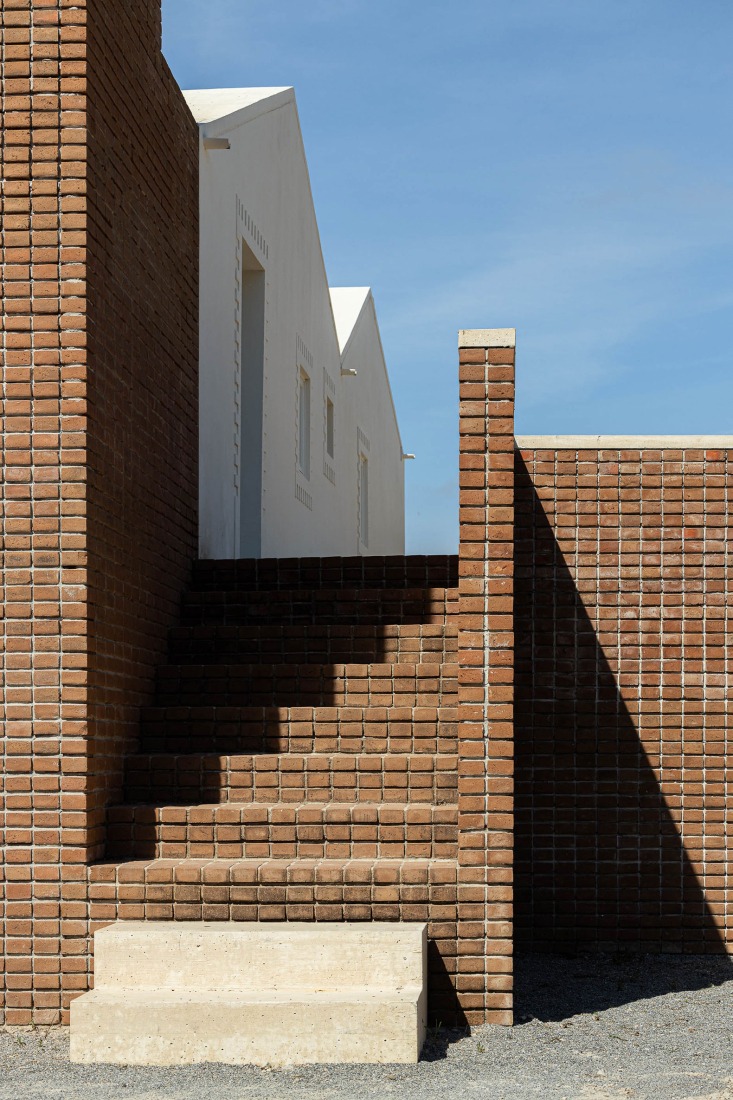 Olaria Municipal por ARDE Arquitetura + Design. Fotografía por Ivo Tavares Studio.