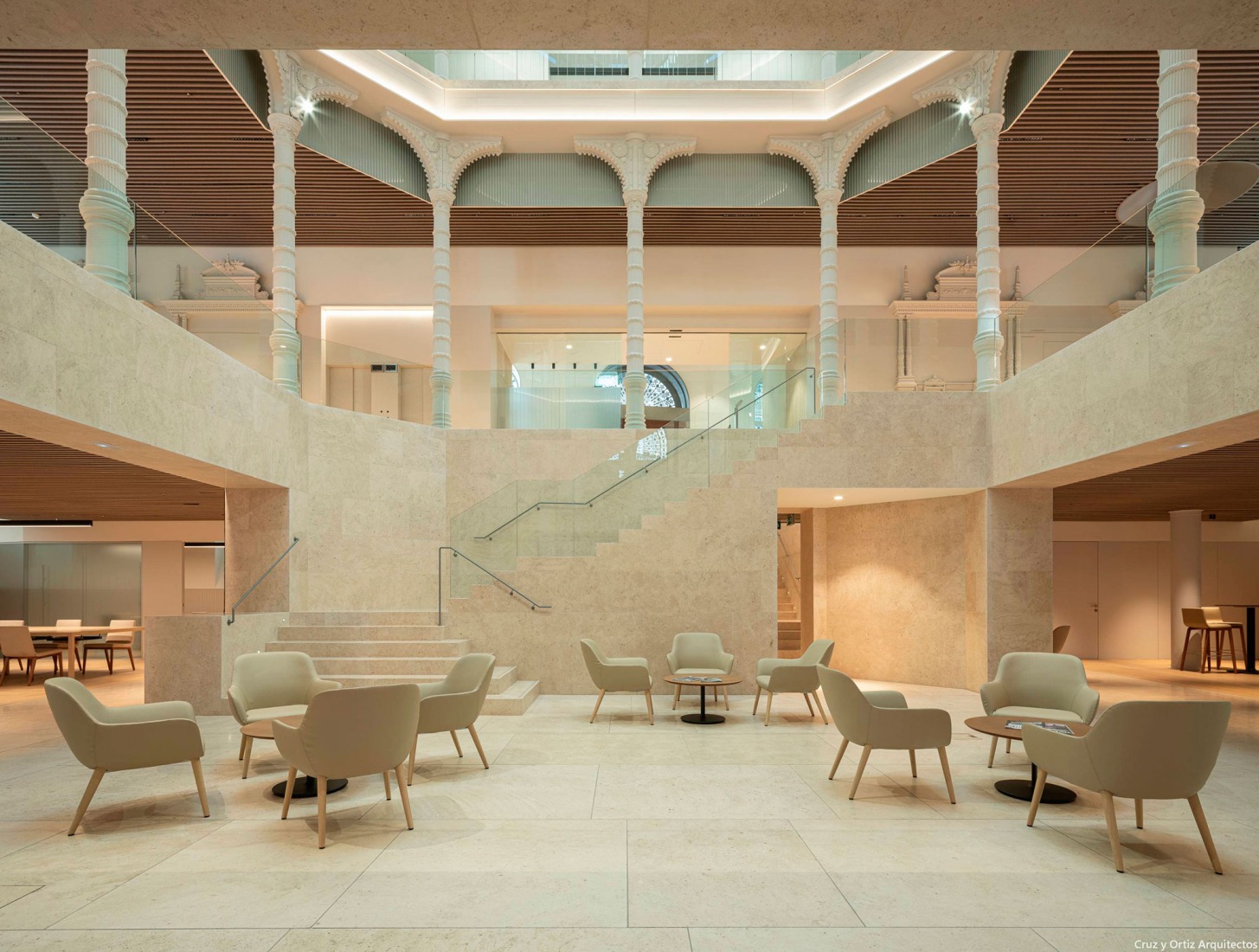 Banco Santander Offices by Cruz y Ortiz Arquitectos. Photograph by Fernando Alda.