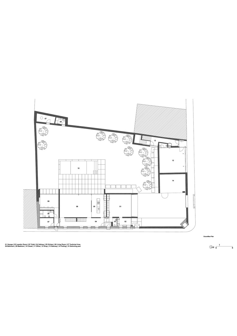 Plano de planta baja. Vivienda colectiva en Vila do Conde por Raulino Silva Arquitecto.