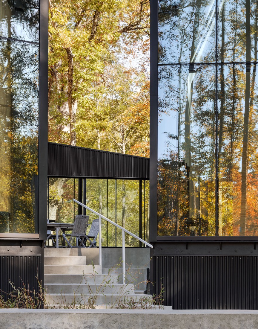 Steeplechase House by Brooks + Scarpa. Photograph by Mark Herboth.