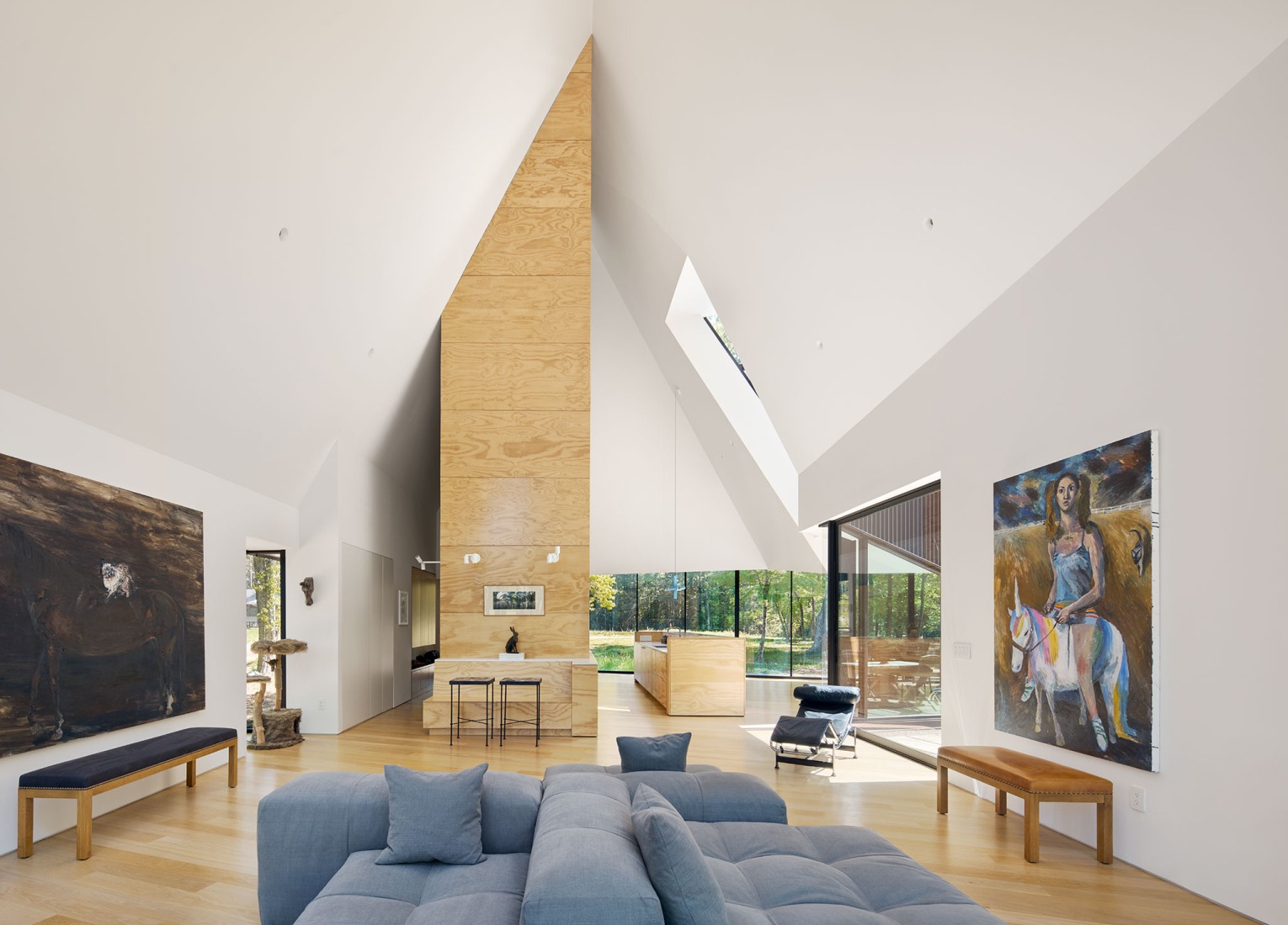 Steeplechase House by Brooks + Scarpa. Photograph by Mark Herboth.