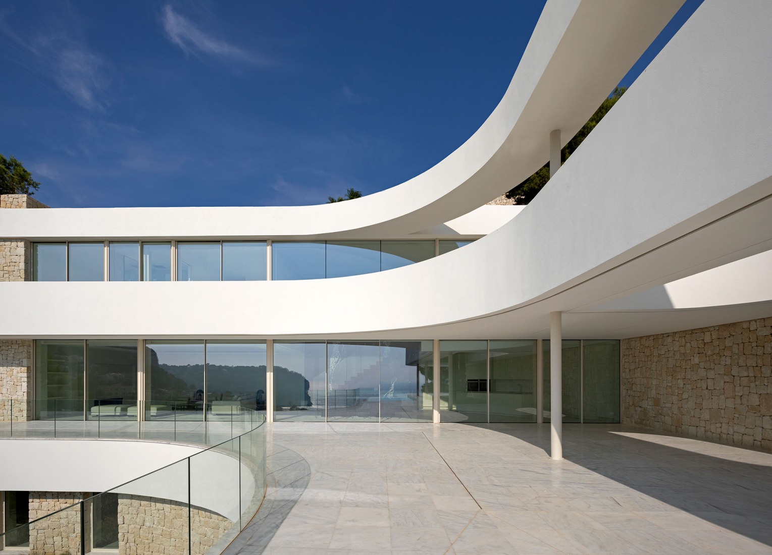 Housing CTZ2 by Pepe Giner Arquitectos. Photograph by Diego Opazo.
