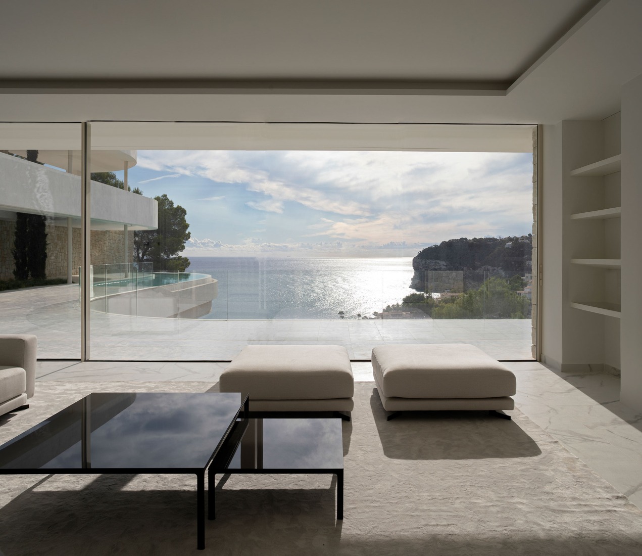 Housing CTZ2 by Pepe Giner Arquitectos. Photograph by Diego Opazo.