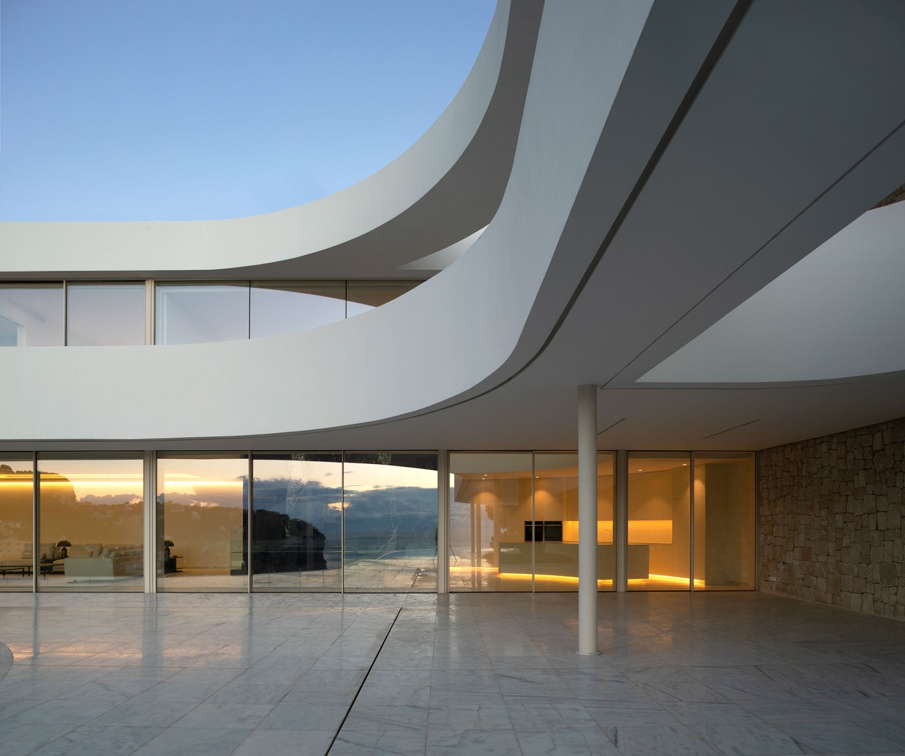 Housing CTZ2 by Pepe Giner Arquitectos. Photograph by Diego Opazo.