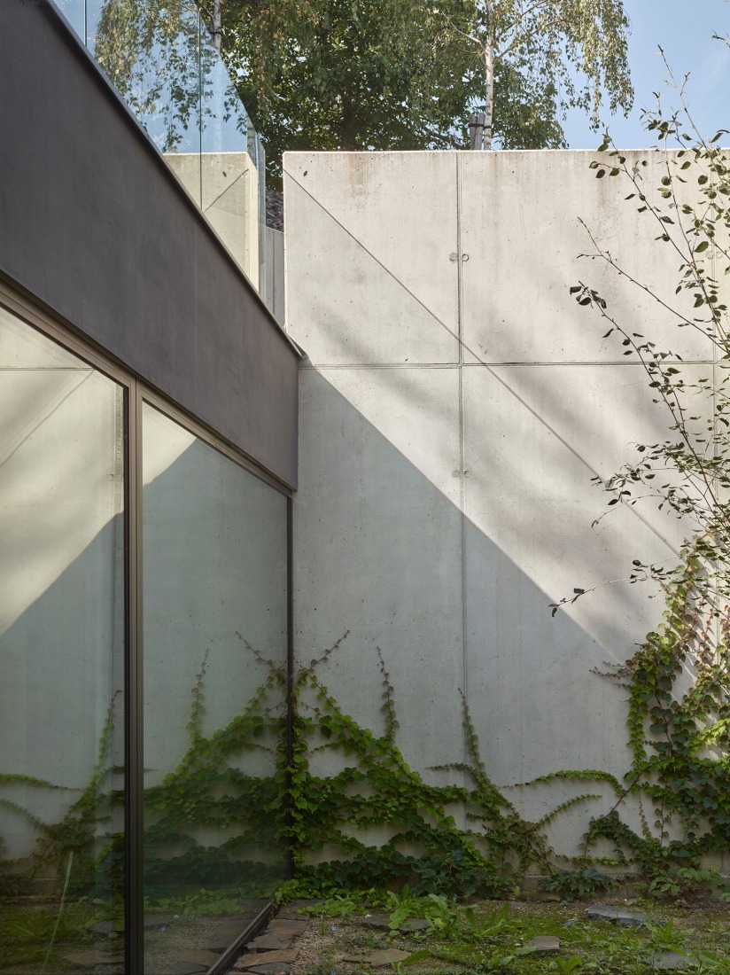 Villa Sidonius por Stempel & Tesar architekti. Fotografía por Filip Šlapal.