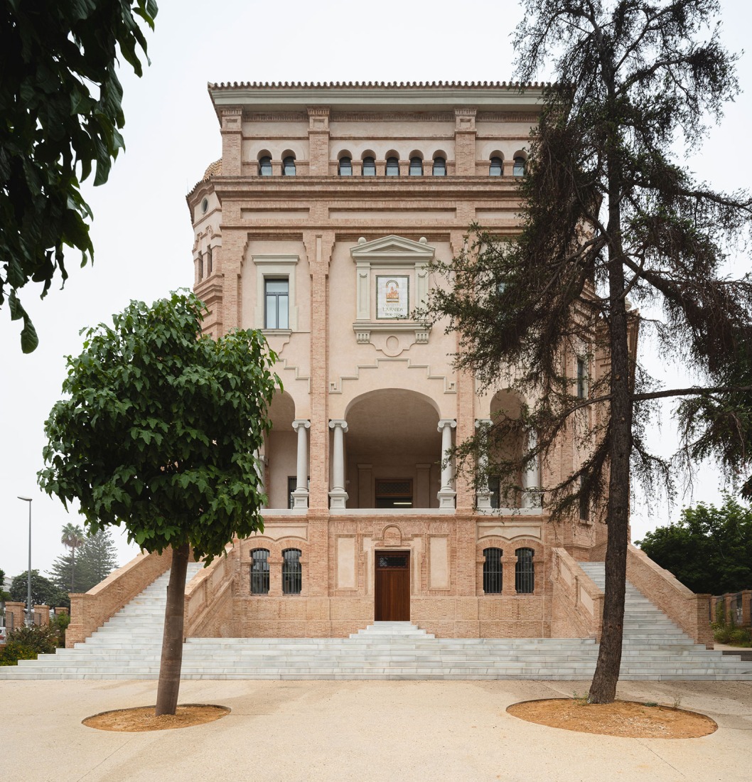 Rehabilitación del Instituto La Rábida por Francisco Marqués Vilaplana y Luis Rubio Marín. Fotografía por Fernando Alda.