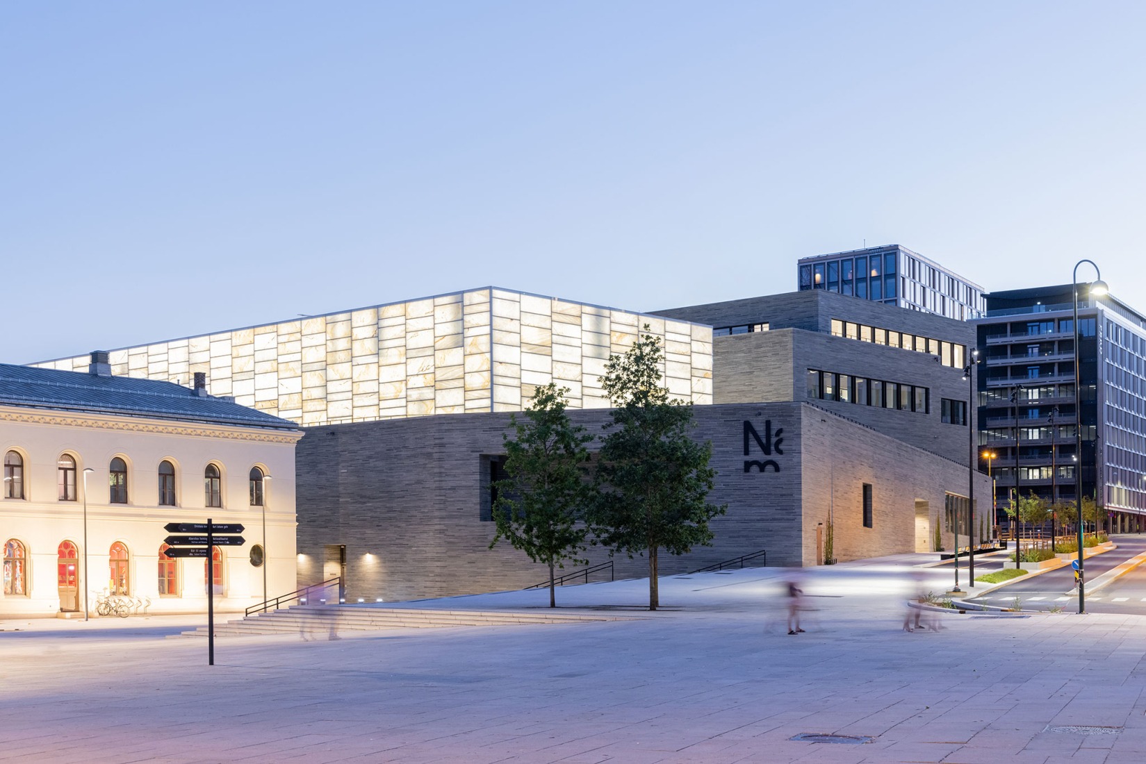 Museo nacional de arte, arquitectura y diseño de Noruega por Kleihues + Schuwerk Architects. Fotografía por Iwan Baan.