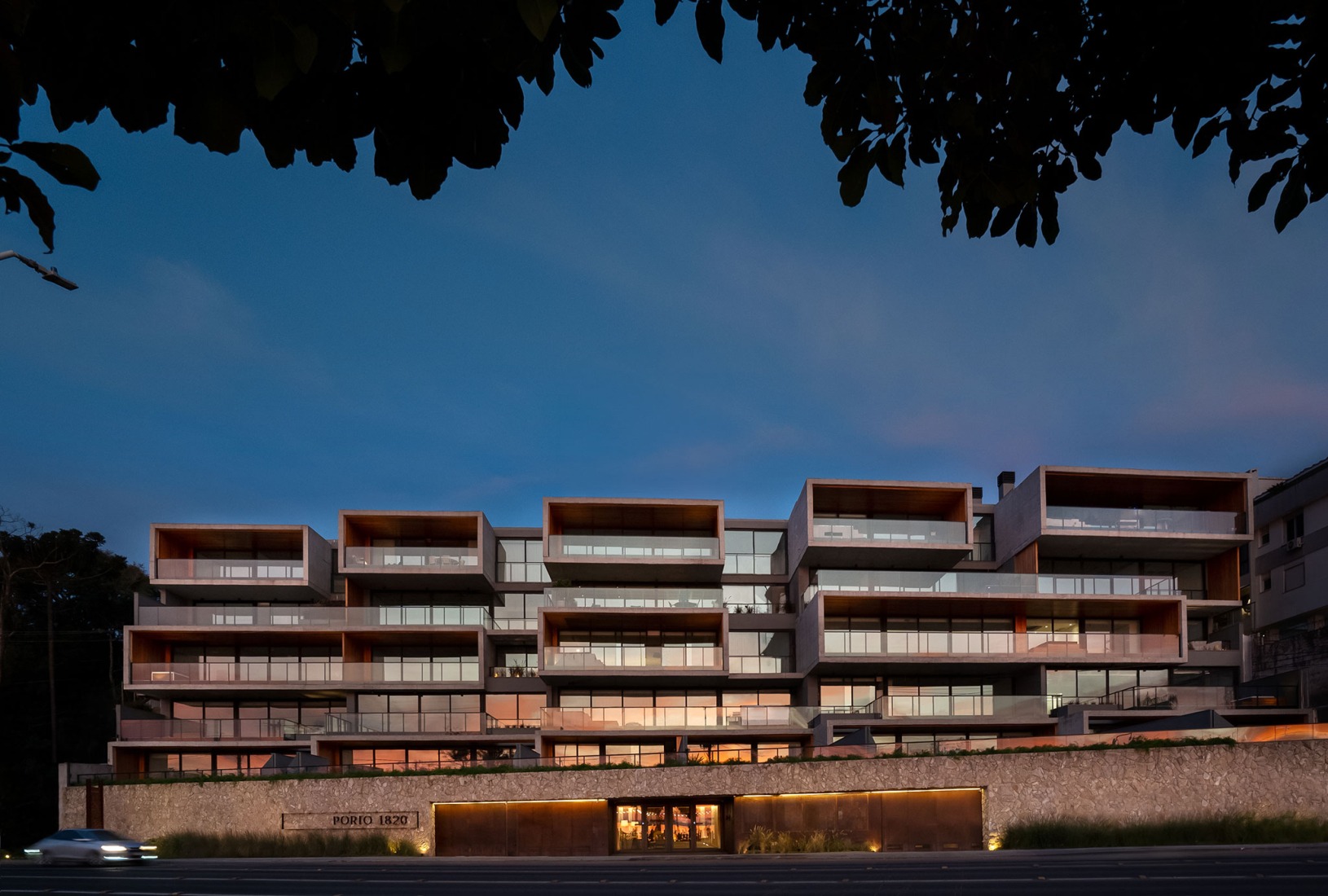 Porto 1820 by Smart Arquitetura. Photograph by Roberta Gewehr.