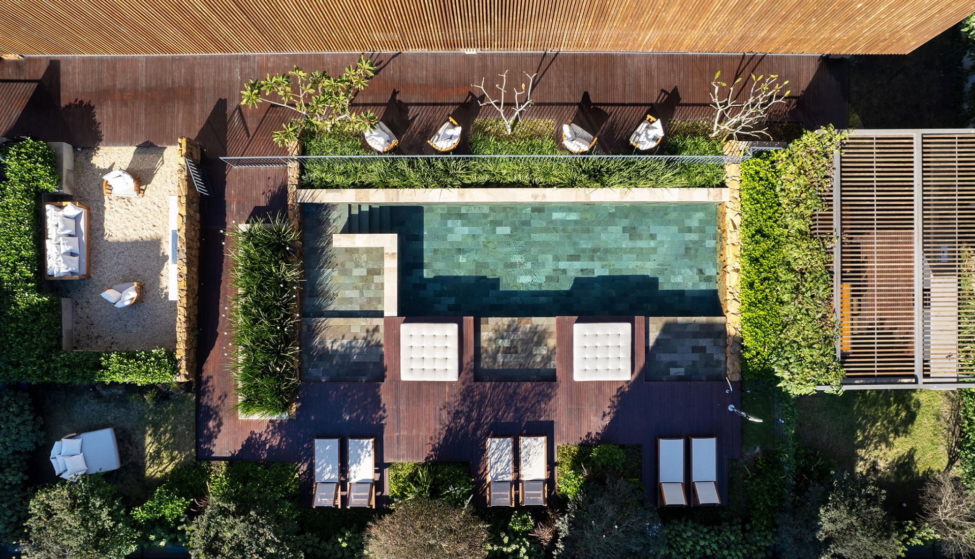 Porto 1820 by Smart Arquitetura. Photograph by Roberta Gewehr.