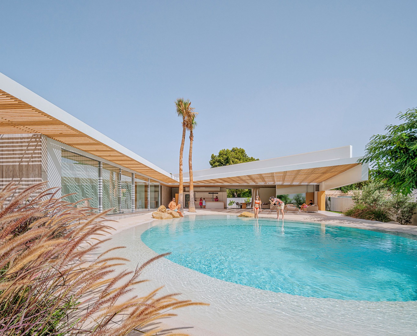 Aliforniana House by Subarquitectura. Photograph by  Fran Álvarez.
