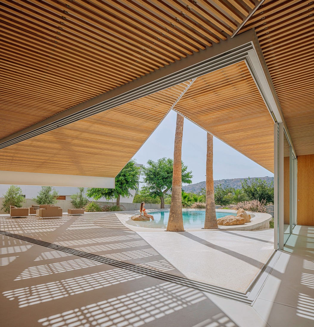 Aliforniana House by Subarquitectura. Photograph by  Fran Álvarez.