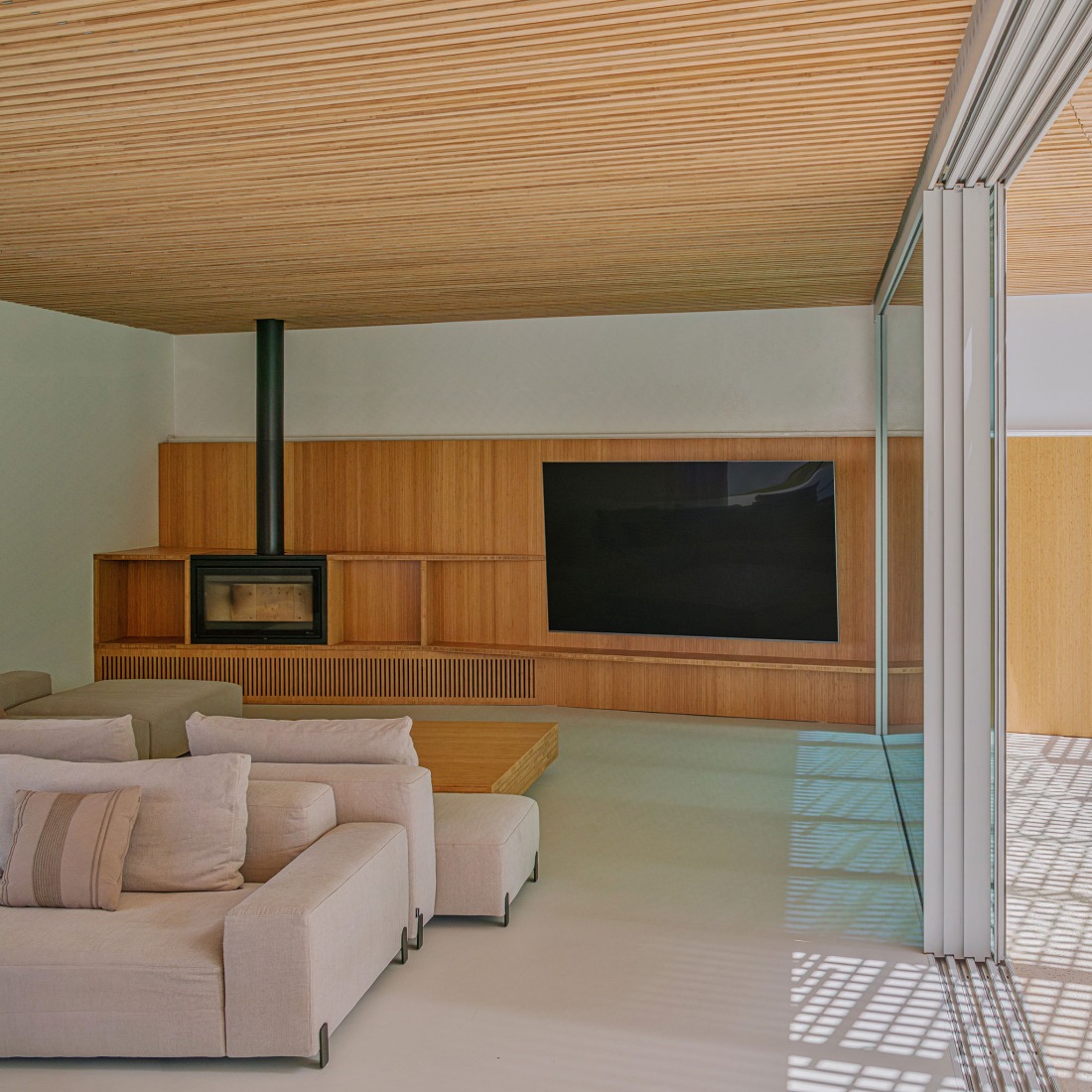 Aliforniana House by Subarquitectura. Photograph by  Fran Álvarez.