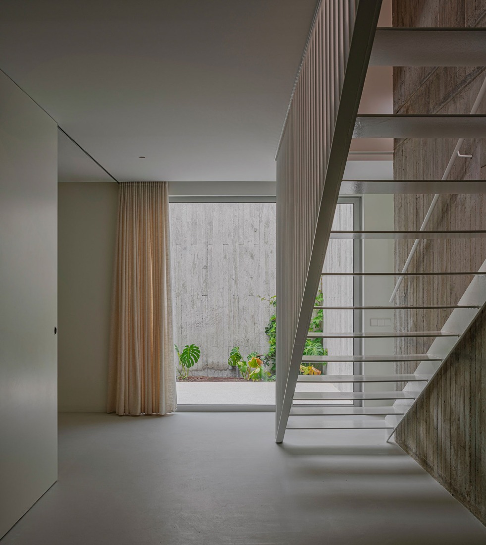 Aliforniana House by Subarquitectura. Photograph by  Fran Álvarez.