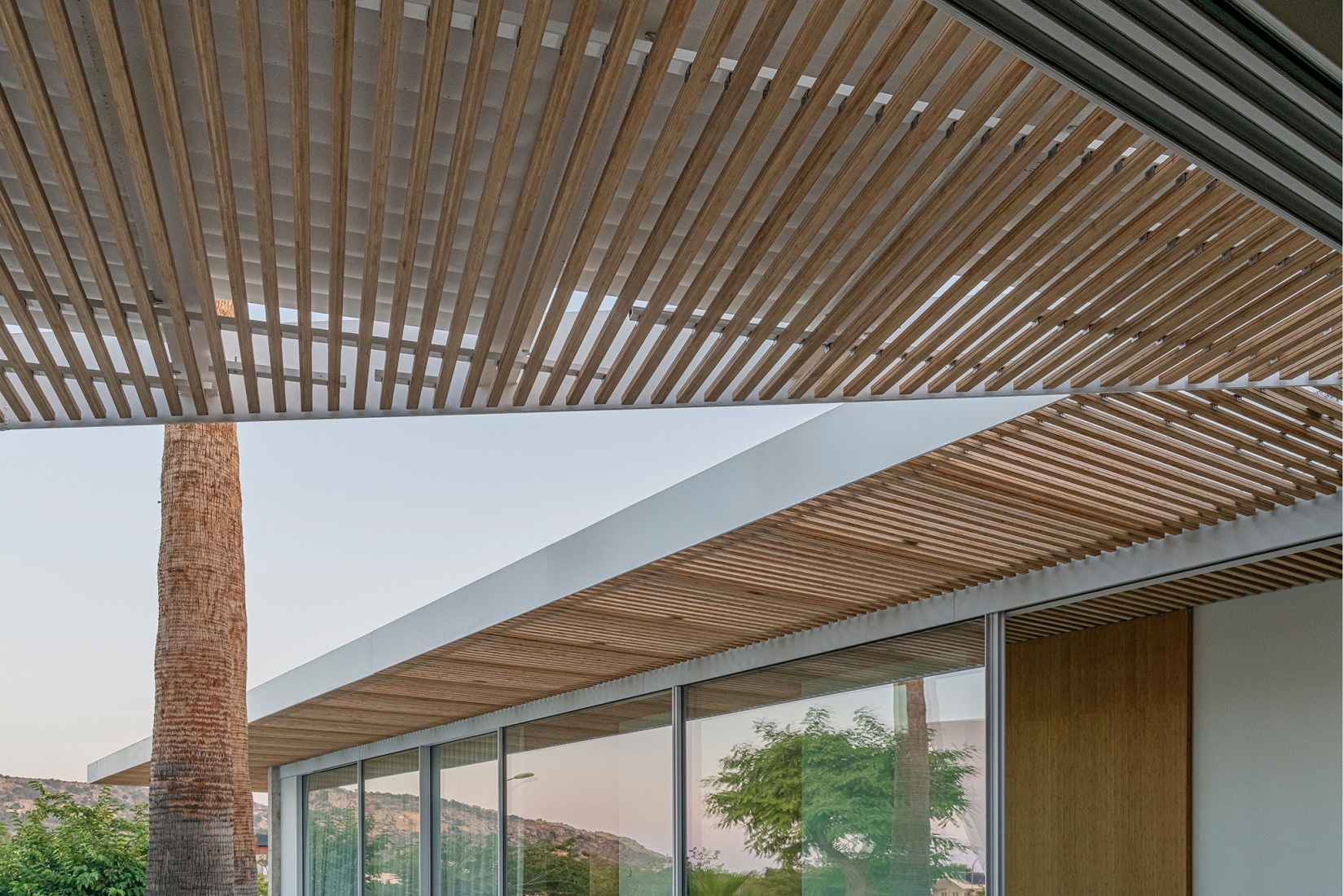 Aliforniana House by Subarquitectura. Photograph by  Fran Álvarez.