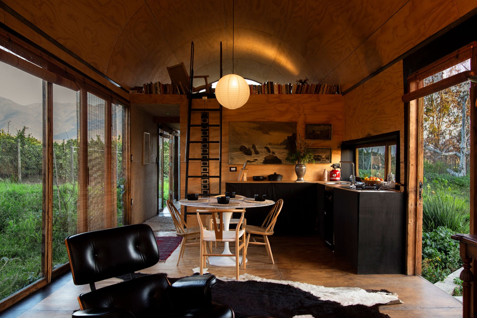 Catalejo by Tololo Ugarte. Photograph by Mauricio Duarte Arratia.