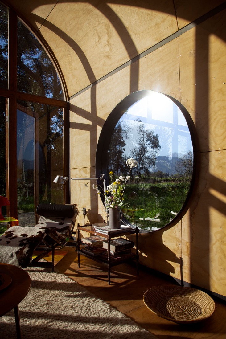 Catalejo by Tololo Ugarte. Photograph by Mauricio Duarte Arratia.