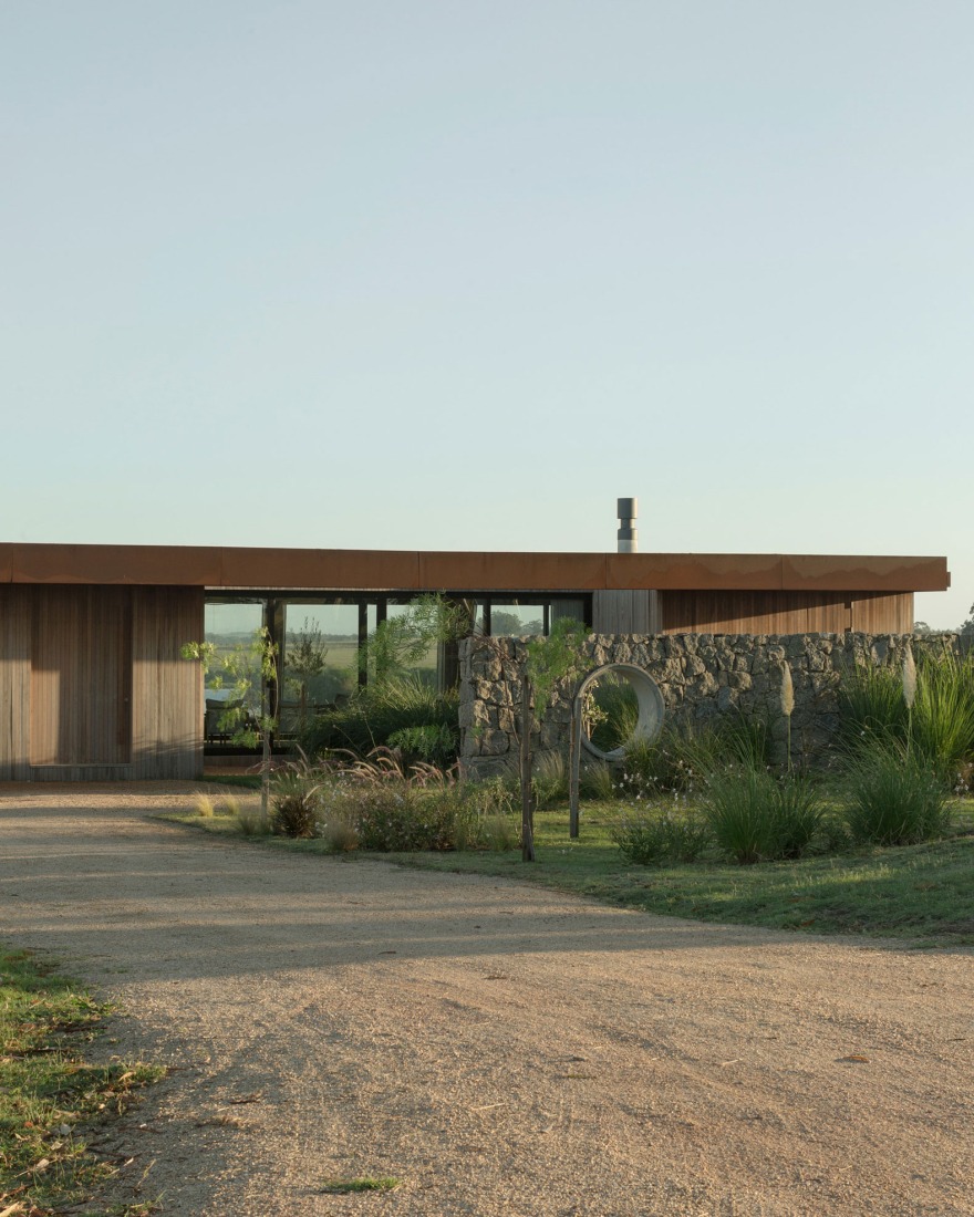 Casa PM por VDV Arquitectura. Fotografía por Federico Cairoli.