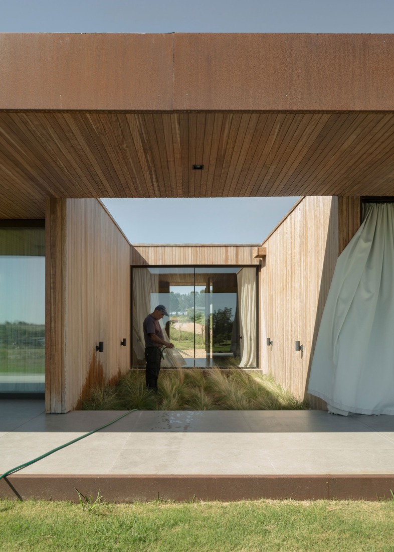 Casa PM por VDV Arquitectura. Fotografía por Federico Cairoli.