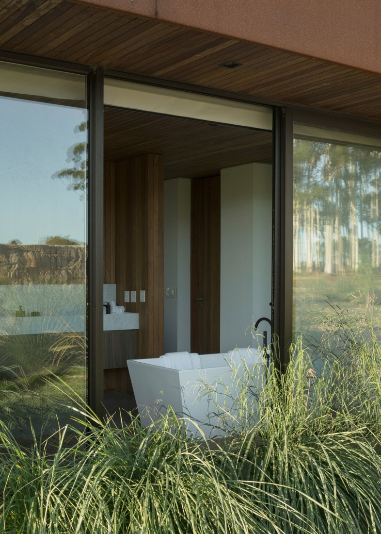 Casa PM por VDV Arquitectura. Fotografía por Federico Cairoli.