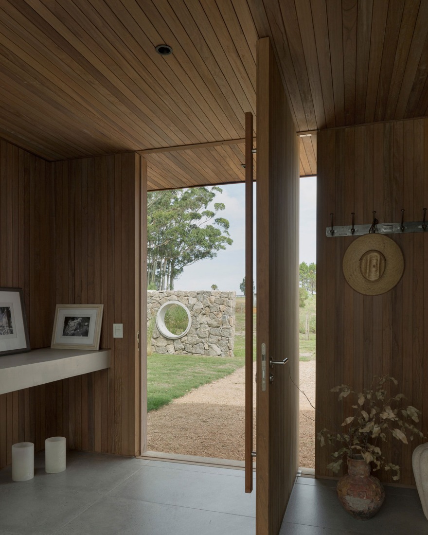 Casa PM por VDV Arquitectura. Fotografía por Federico Cairoli.