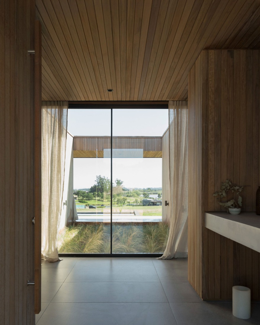 Casa PM por VDV Arquitectura. Fotografía por Federico Cairoli.