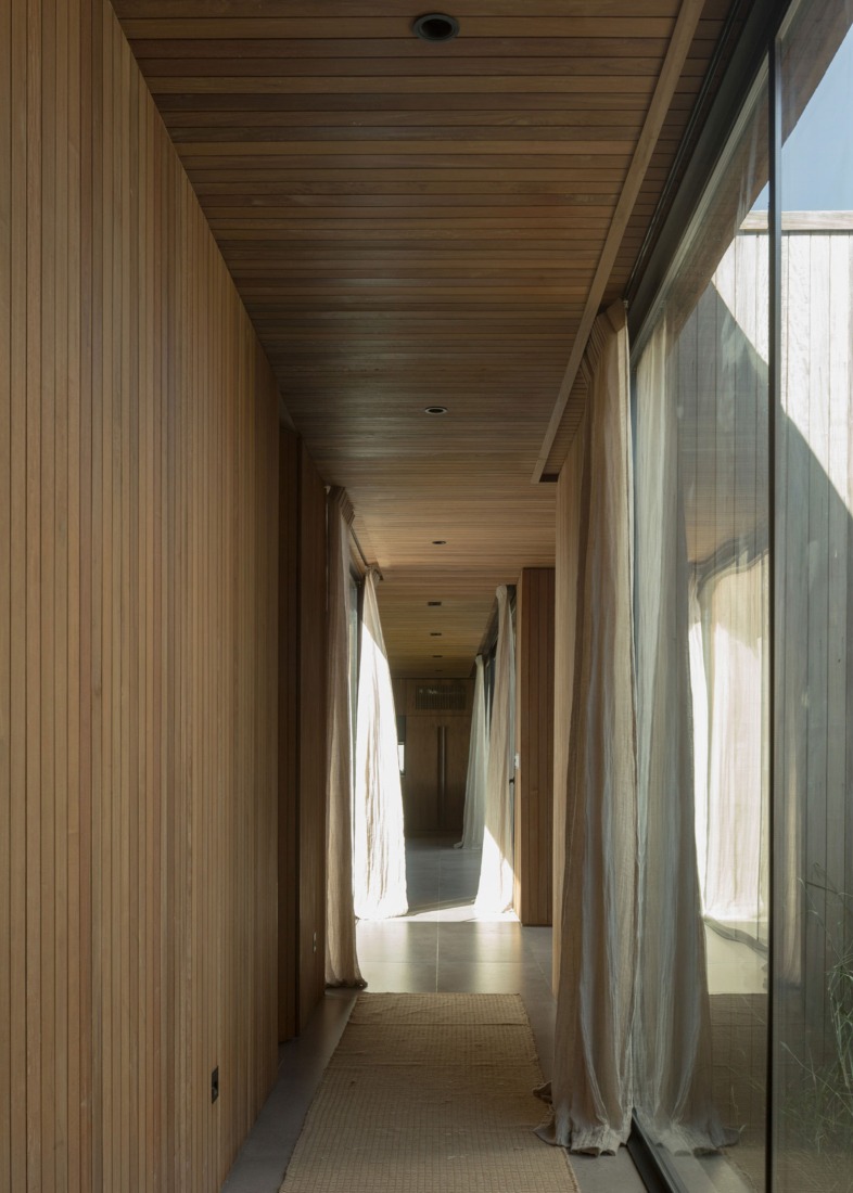 Casa PM por VDV Arquitectura. Fotografía por Federico Cairoli.