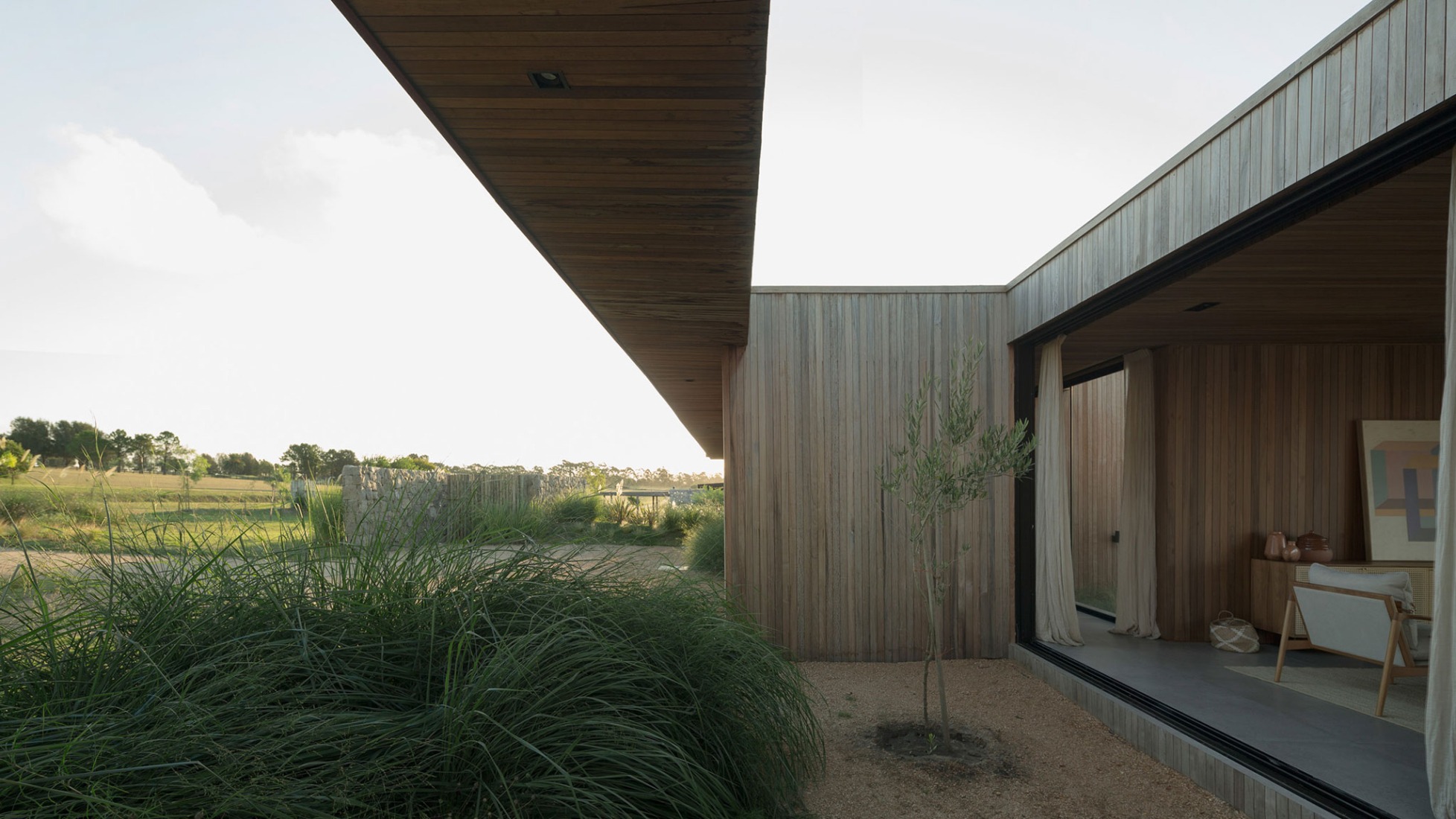 Casa PM por VDV Arquitectura. Fotografía por Federico Cairoli.